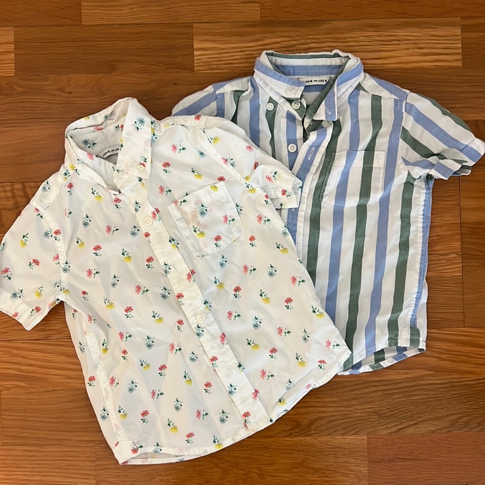 Janie and Jack size 2T  boys button up shirts!
